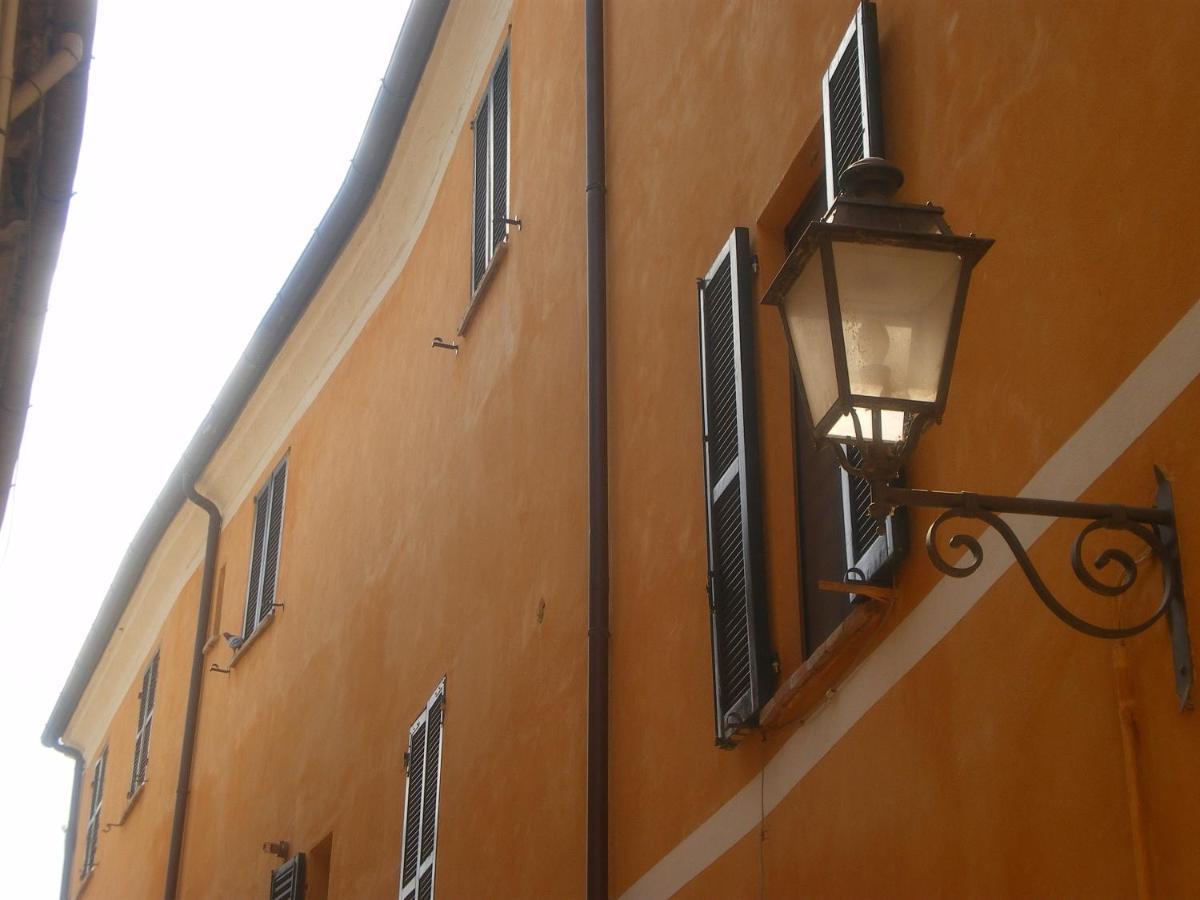 Il Vicoletto Di Bibi - B&B Staffolo Exterior photo