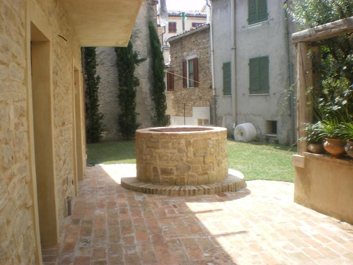 Il Vicoletto Di Bibi - B&B Staffolo Exterior photo