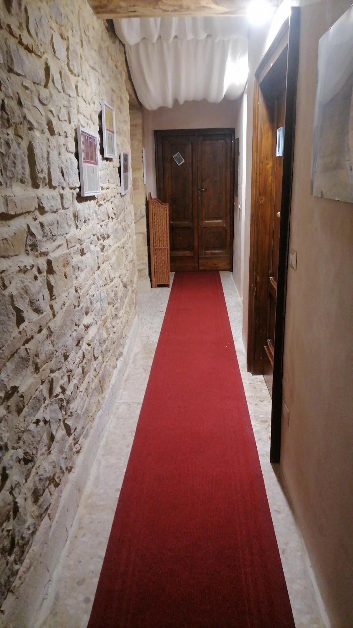 Il Vicoletto Di Bibi - B&B Staffolo Exterior photo